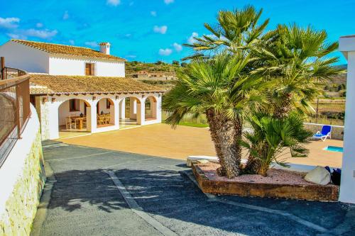 Rosalia - holiday home with panoramic view and private pool in Teluda, Teulada (fotografie 7)