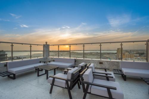 Varanda/terraço, Enala Hotel - Al Khobar in Al Tahliyah