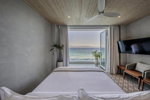 Burgos Reef Boutique Resort in Padre Burgos