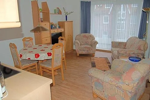 Apartment "Seepferdchen" mit sonnigem Südbalkon Sauna und Parkplatz - 200m zum Deich in Dorum Neufeld, Deutschland