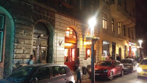Sleepover City Center Apartment, Budapest (photo 4)