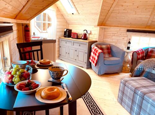 Seal Cove Cabin - Luxury Glamping