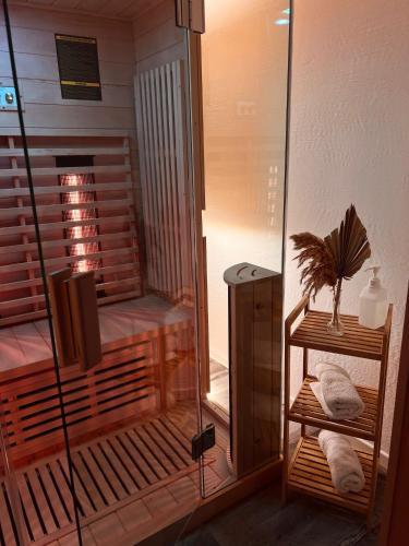 Sauna, Eifelhaus LandLuft mit Infrarotkabine in Berlingen