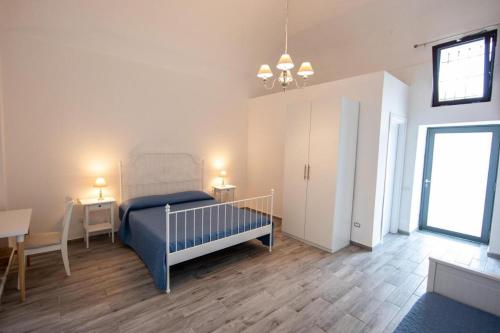 Room in BB - Palazzo dAquino - Family Room with Bathroom in Boscoreale