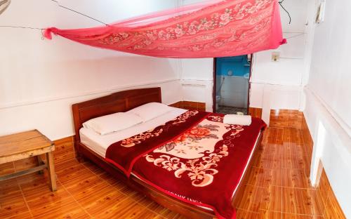 Don Det Mr.B Riverside Budget Guesthouse in Don Det