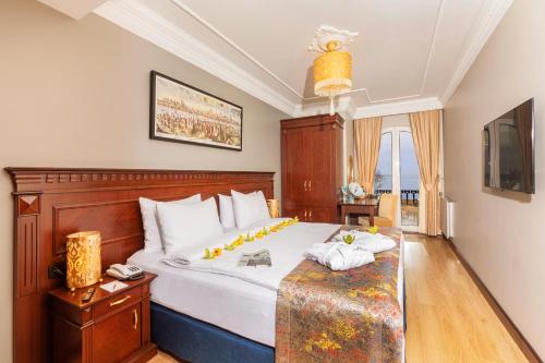 The Magnaura Palace Hotel - image 4