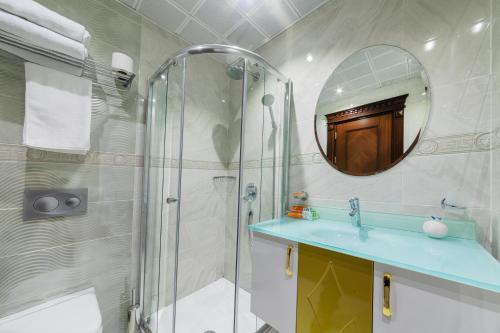 The Magnaura Palace Hotel - image 7