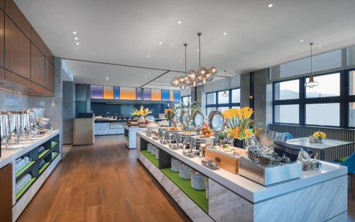 深圳園山希爾頓歡朋酒店 (Hampton by Hilton Shenzhen Yuanshan) in 龍崗市中心