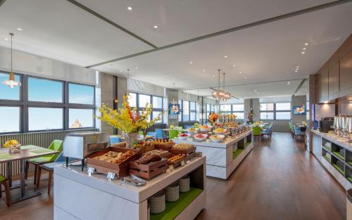 深圳園山希爾頓歡朋酒店 (Hampton by Hilton Shenzhen Yuanshan) in 龍崗市中心