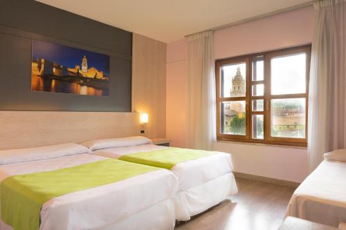 Hotel Spa Rio Ucero - image 2