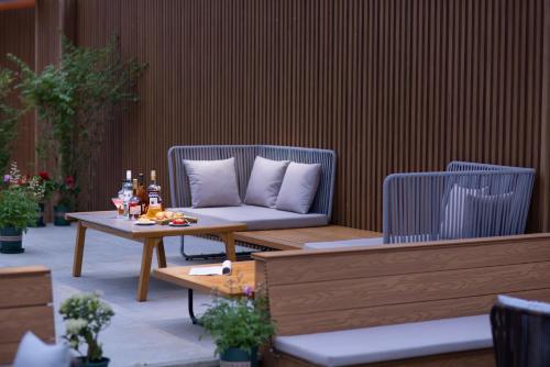From K Huan Kai Hotel -Changsha Wuyi Plaza IFS Branch - image 5