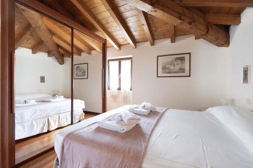  Tonino house in Salò