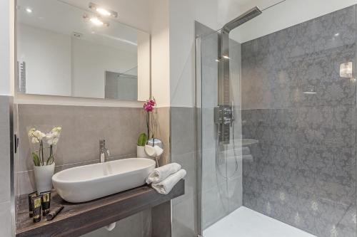 St. George's Vatican Suites - image 10
