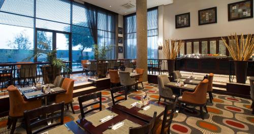 Restorāns, The RidgePoint Hotel in Emalahleni