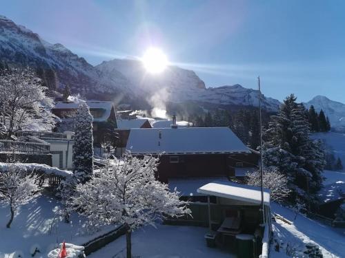 周邊環境, Apartment Chalet Im sunnigen Usblick in 溫根市中心