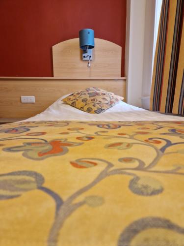 1 twin bed