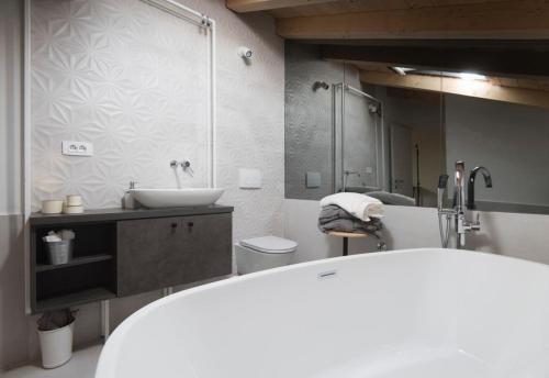 Sibinicum luxury rooms 2