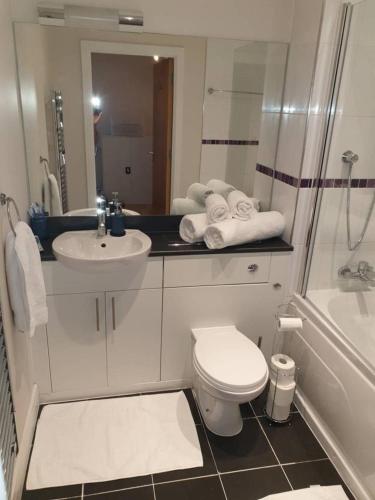 Birmingham Garnet 3-bedroom Apartment City Centre, Birmingham (photo 6)