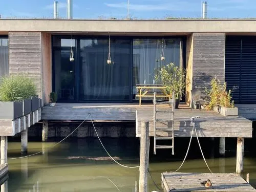 Ferienhaus am See Neusiedl in Neusiedl am See, Österreich