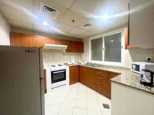 Lovely 2BR Al Deyafa, Dubai (photo 10)