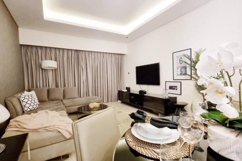 Amazing Paramount Hotel apartment D48, Дубай (фото 7)