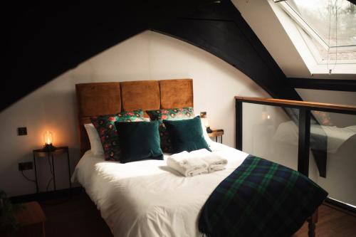2 bedrooms, 3 beds