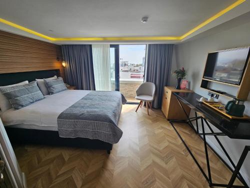 room detail thumbnail 0