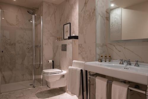 Mom'Art Hotel - image 5