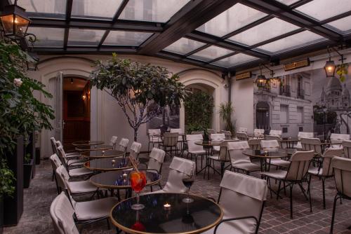 Mom'Art Hotel - image 2