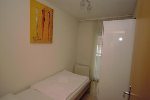 Luxury Apartment in Stuttgart, Штутгарт (фото 9)