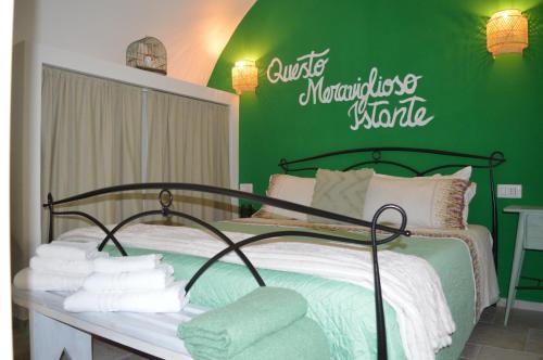 CASTEL .G. HOME