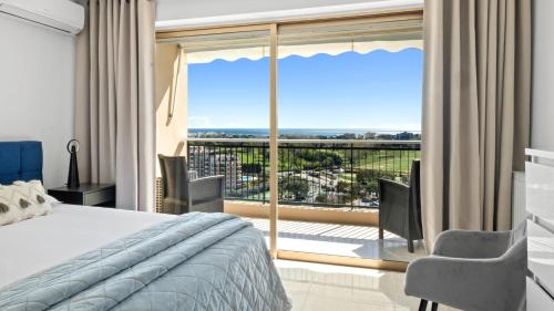 Cannes Marina Residence - Appart Hotel Mandelieu - image 9
