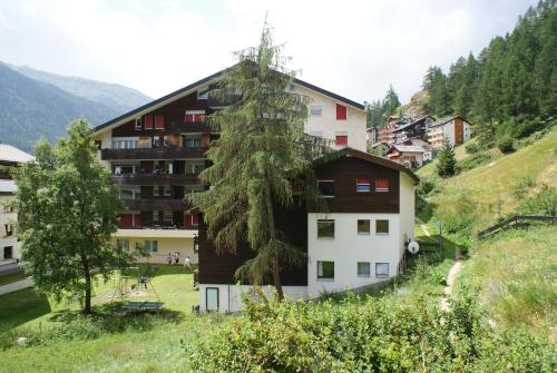  Hilburgs-Domizil, Pension in Zermatt