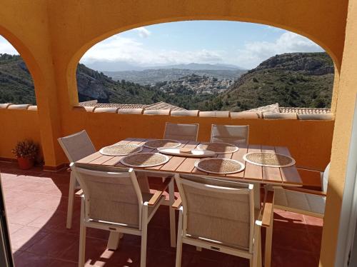 Casa Esme Cumbre del Sol - spacious 3Bed 2Bathroom apartment with fantastic Views and Pool