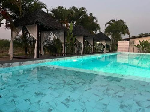 Tinna Resort in Lahan Sai