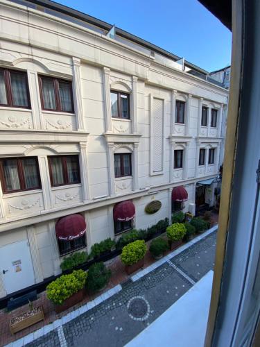 Golden Arrow Hotel 5