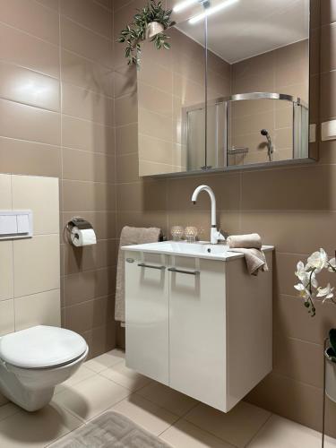 Luxury Old Town Apartment with Sea View, Rogoznica (photo 7)