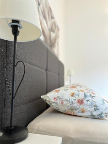 Apartment image 8