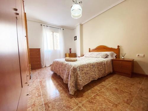 Rooms in Valencia Great Location in Shared Apartment, Валенсия (фото 9)
