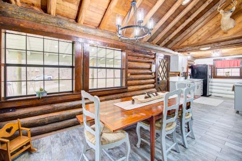 Secluded Beaver Lake Cabin with Private Dock! in Garfield, USA