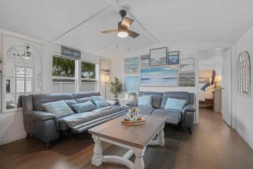 Boat and Fish on Lewisville Lake Pet-Friendly Haven in Лейк-Даллас