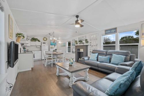 Boat and Fish on Lewisville Lake Pet-Friendly Haven in Лейк-Даллас