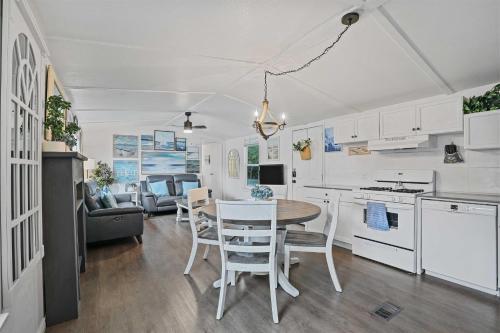 Boat and Fish on Lewisville Lake Pet-Friendly Haven in Лейк-Даллас