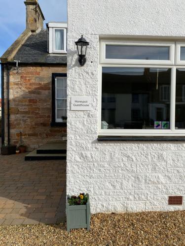 B&B Crail - Honeypot Guest House - Bed and Breakfast Crail