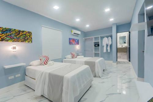 Beautiful 7BDR Home by Isla Mujeres Ferry