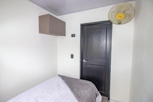 Excelente apartamento cerca a parques turísticos, Medellín (Foto 8)