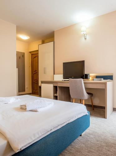 Garni Hotel MB - image 12