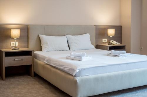 Double room, deluxe