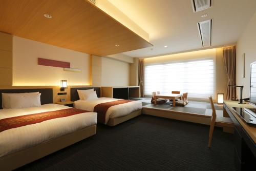 Deluxe Room with Tatami Area - Non Smoking