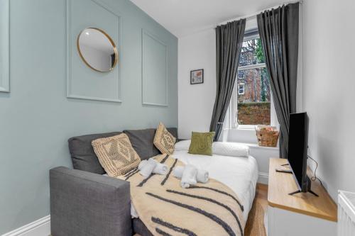 Jamson Pl Apartment - 3BR Sleeps 7, Edynburg (zdjęcie 6)
